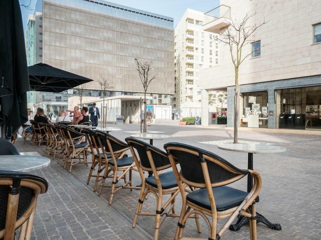 Gorgeous Apartment With Terrace In Fort Cambridge, Pool Слима Екстериор снимка